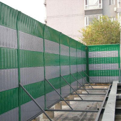 設(shè)備降噪聲屏障使用什么材質(zhì)？